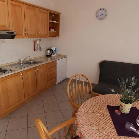 בית הארחה Miko