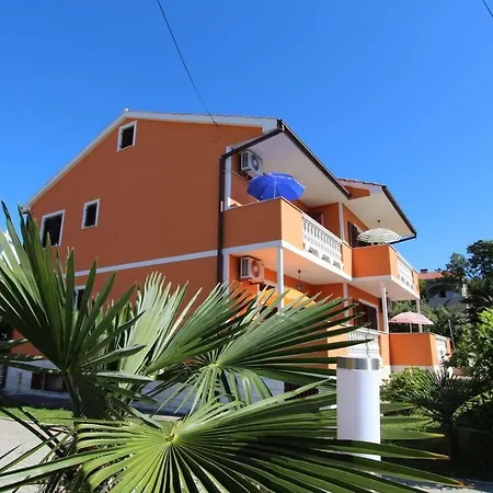 Miko מאלינסקה