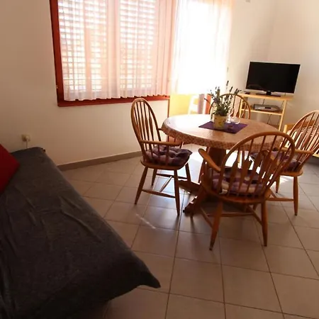 בית הארחה Miko