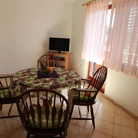 Miko בית הארחה 3*