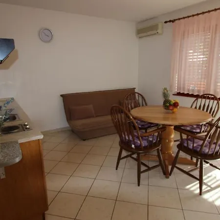 Miko Guest house *